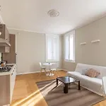 Vittoria Apartments: Viale Dante